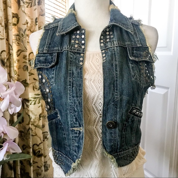 Boho Studded Denim Vest Rock ‘n’ Roll - Picture 4 of 8